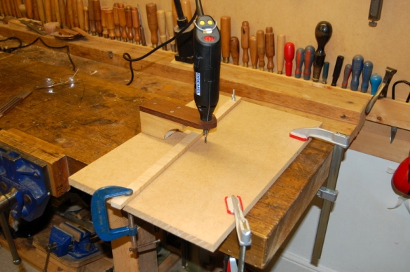 Build Horizontal Router Table Design DIY PDF custom woodworking plans 